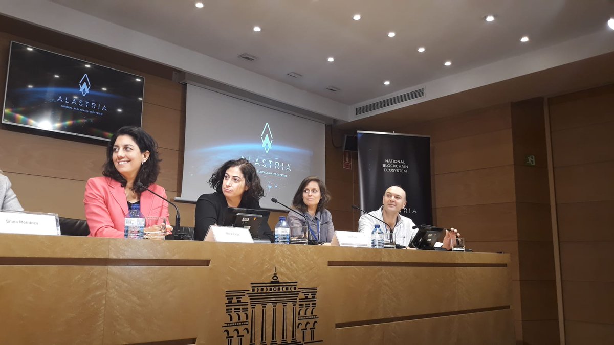 Alastria_'s tweet photo. En el #ECO de Madrid ya están listos los jurados para ver a los dos finalistas del #OPENCALL durante nuestro #AlastriaDemoDay
#ImpactWare y #AlfredSmartSystems
#BlockChain https://t.co/cJsj5qo2td
