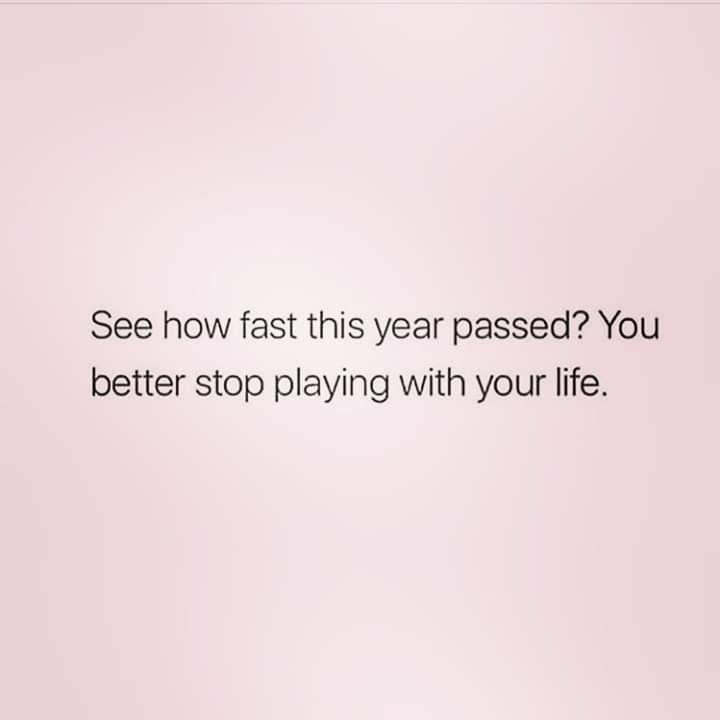 DarisFrencha's tweet photo. Ijs. #read10pages https://t.co/duKp5BpD8C
