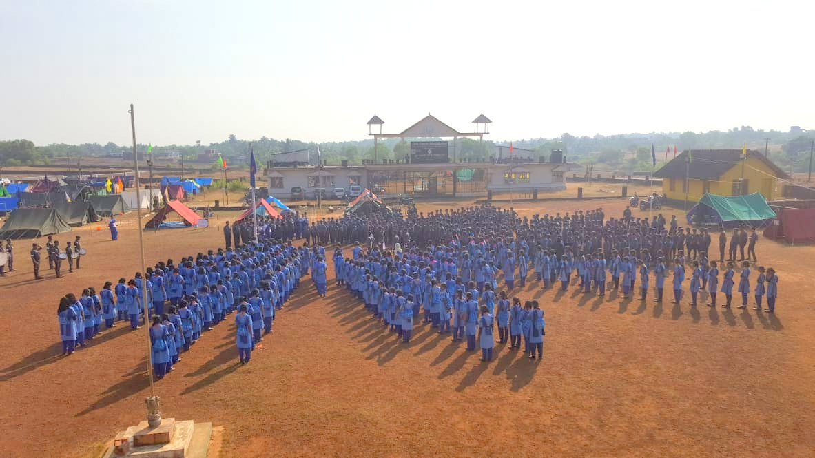 UllekhaMhMandal's tweet photo. ಮಿನಿ ಕ್ಯಾಂಪೂರಿ - ಭಾರತ್ ಸ್ಕೌಟ್ಸ್ ಏಂಡ್ ಗೈಡ್ಸ್
ಕಾಸರಗೋಡು ಜಿಲ್ಲೆ
ಶ್ರೀ ಭಾರತೀ ವಿದ್ಯಾ ಪೀಠ ಮುಜುಂಗಾವು
ದೃಶ್ಯಾವಳಿ  
#Mullerya_Havyaka_Mandala
@mulleriamandala
@shishyamulleria
@HMahamandala
@vidyarthivahini https://t.co/nX66yAg0AJ