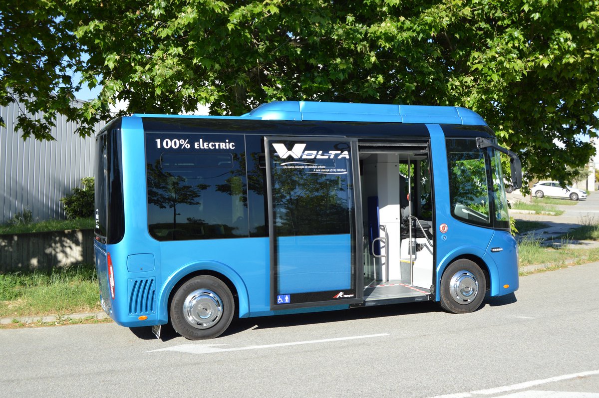 Carbusnet's tweet photo. El autobús eléctrico Wolta revolucionara el transporte urbano en nuestras ciudades, carrozado íntegramente por https://t.co/T37VNqTwhD #Energia #autobuselectrico #ciudad #electricidad #wolta #vehiculoelectrico
Visita nuestra pagina web: https://t.co/XhRevmrMAI https://t.co/WyAvndcX2p