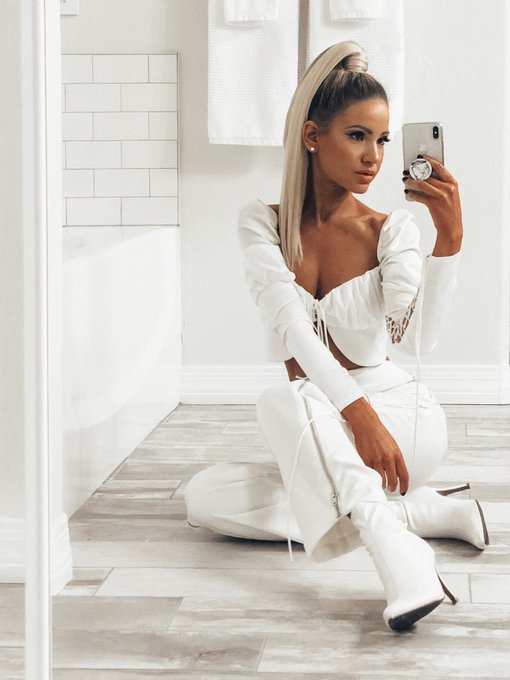 📞📞 https://t.co/Dgz4DM2PfU<a href="/tag/ootd"class="tags"><span>#ootd</span></a>