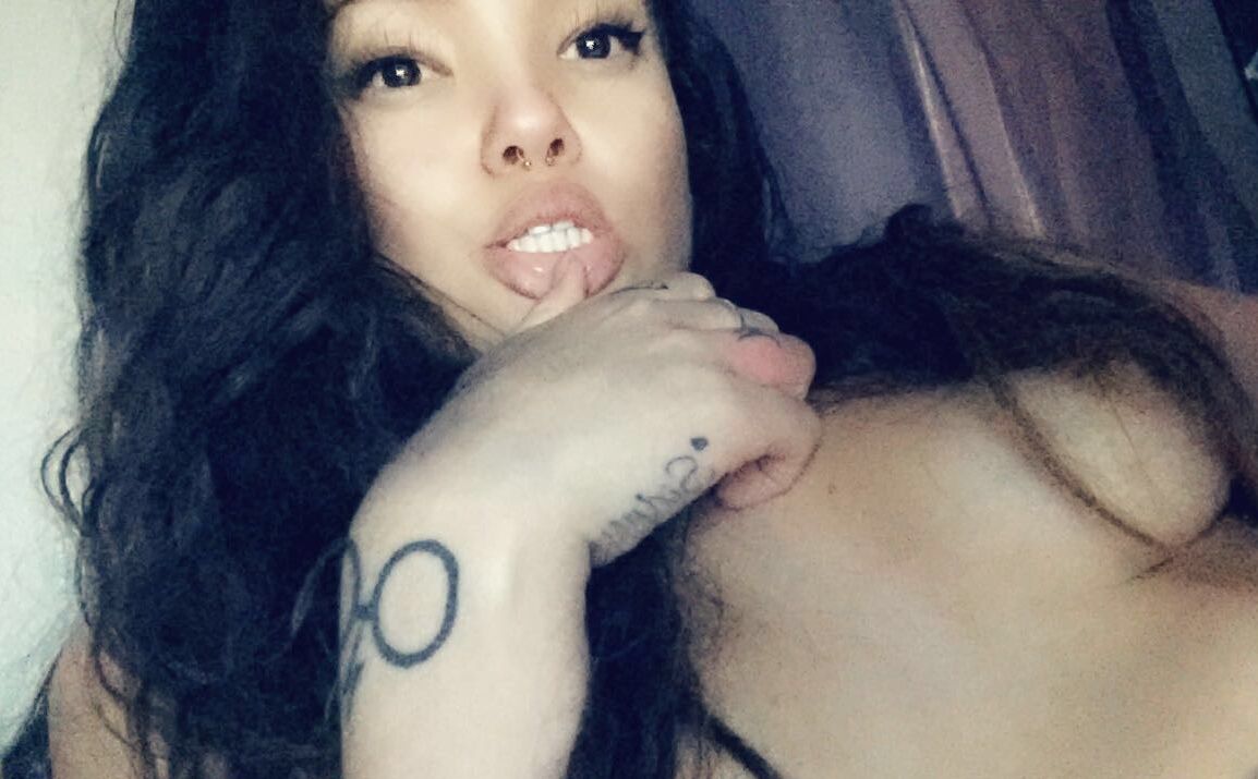 #Asian #Camgirl #Webcam #Imlive # pornhub #chaturbate https://t.co/YlzueJNBWP