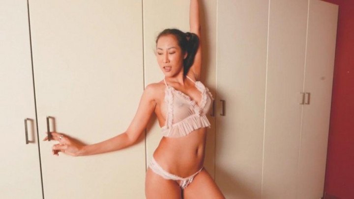 GaloreBaby's tweet photo. Do I Really Use Panties by Baby_Galore https://t.co/tHo3PdL5cY Find it on #ManyVids https://t.co/C5T2OWRlHn