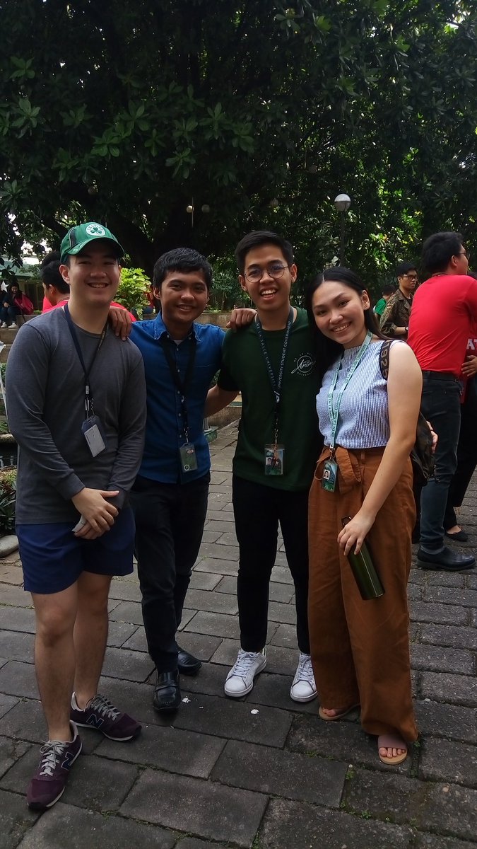 ShadowLance180's tweet photo. Its good to visit school to meet old friends...
#SE2018
#HALAAN2018 https://t.co/ptc0oVQvZm