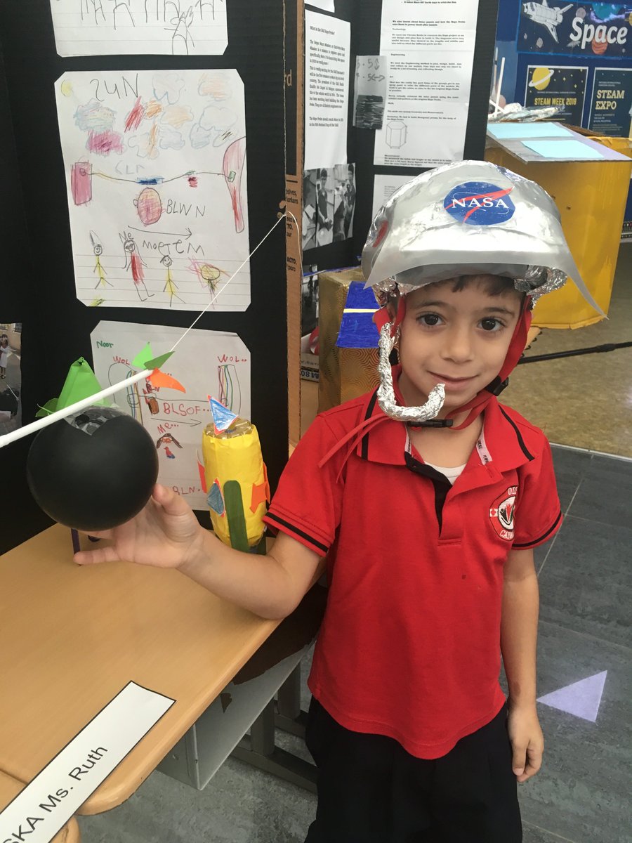 MsYasminsLab's tweet photo. STEAM Expo at @OICS_Dubai was a success! Students got to dress up as their STEAM Career of their choice. We had lots of little scientists, artists, engineers, and astronomers around the school! #OICSScience #STEM #STEAM #Science #space https://t.co/ULw8oT0Iti