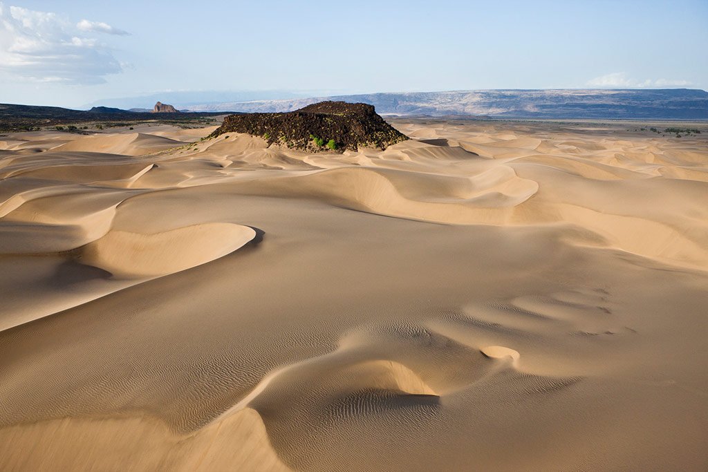 VercelliTours's tweet photo. The incredible Sand Dunes of Suguta Valley, Chalbi Desert, South of Lake Turkana. #TourismKE #MagicalKenya https://t.co/vyScaqYckH