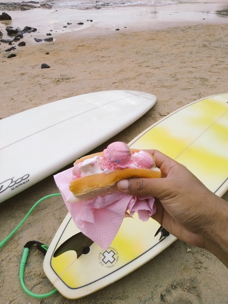 FarisTanker's tweet photo. Another watersports checked! Surf and chill. #wipeout #cheratingbeach https://t.co/gzpMXFMVL6