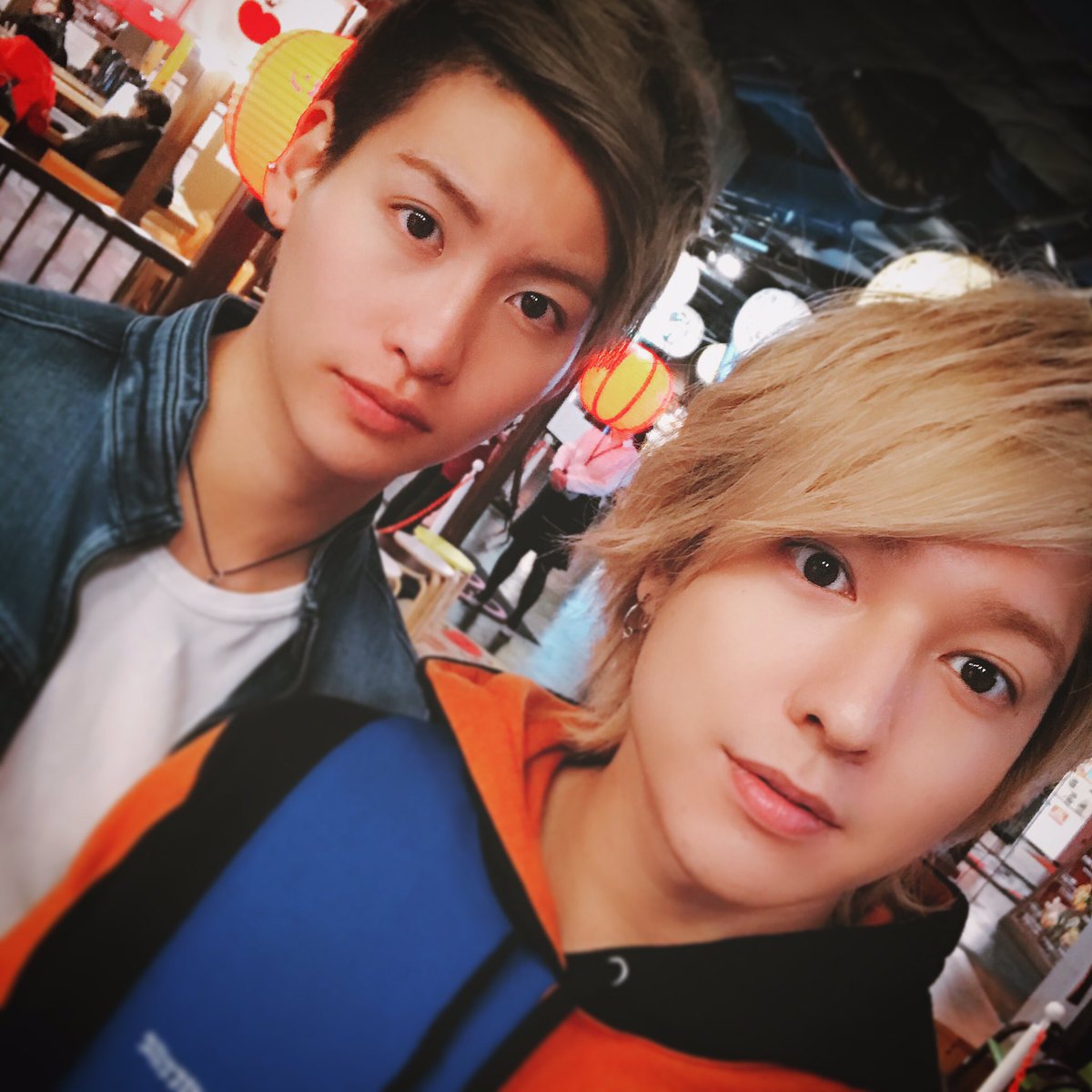 ryu_delight's tweet photo. 11/23(金)〜
キャナルシティ博多の中で
配置、配布されるリーフレットに
健登とラーメンスタジアムに行った様子が載ってます〜！！

無料なんでぜひ手に取って見てみてくださいな😌

#10神ACTOR
#サカタケント
#キャナルシティ博多 
#ラーメン https://t.co/IR8e7yNx1m
