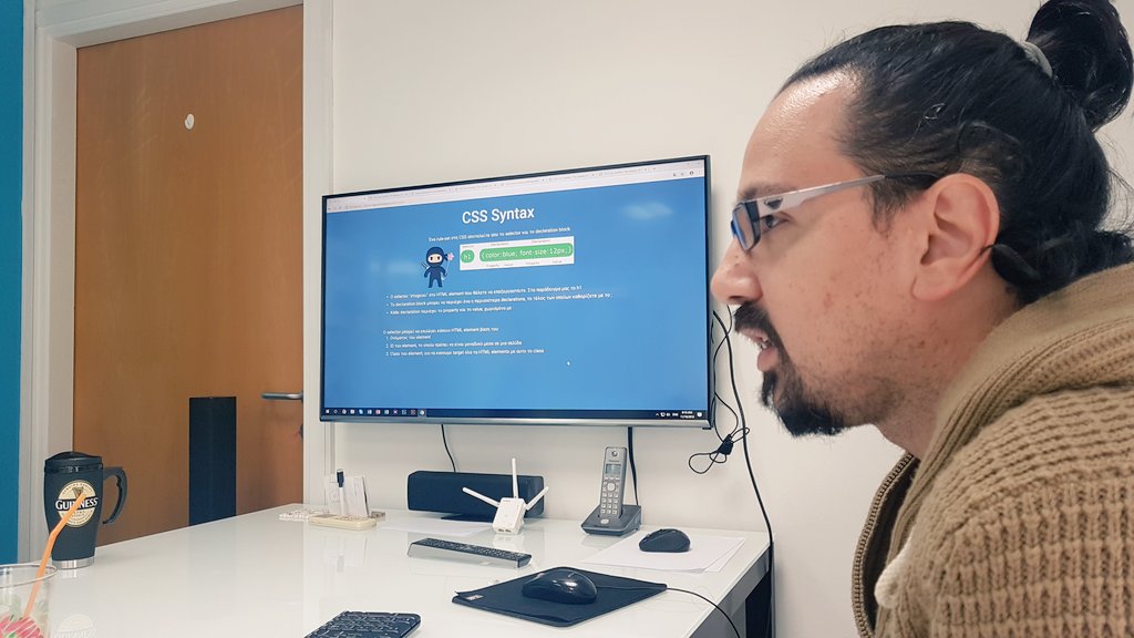 BlendDAgency's tweet photo. Another Monday morning workshop session, this time kicking off the week with some basic CSS training &amp; knowledge share by our Devs for our Design team!

#HappyMonday #MondayMotivation #startoftheweek #workshop #training #css #webdevelopment #webdesign #digital #BLENDdigital https://t.co/H7rceyq0JE