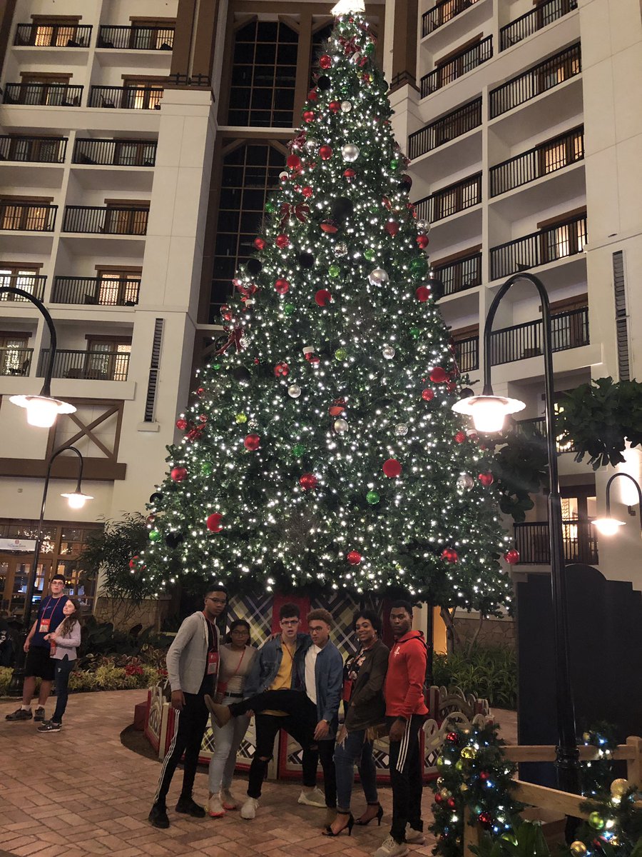 NSSHTroupe1639's tweet photo. #texasthespian2k18 🎭 https://t.co/fedcNJeY1j