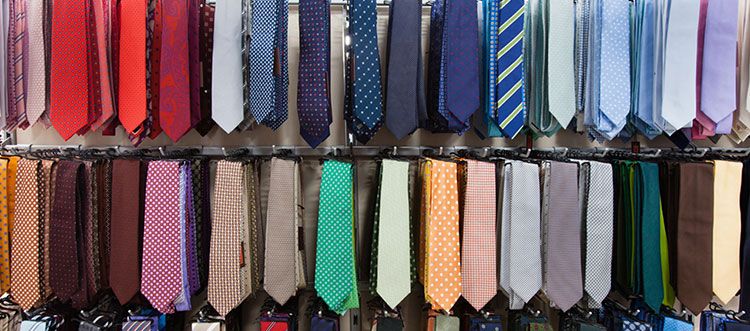 canepaspa's tweet photo. #Canepa Outlet offers a high quality selection of man and woman clothes and textiles https://t.co/omQ2aySTpm #textile #sustainability #Como #MadeinItaly https://t.co/DzVyAYr4J2