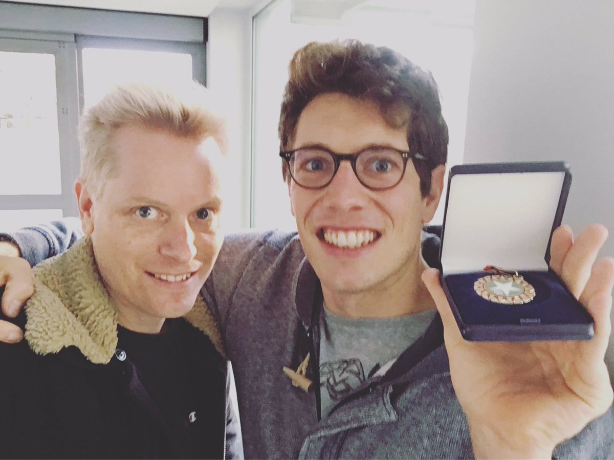 Hij verdient eigenlijk 100 sterren, maar door de beperkte voorraad krijgt Stig Broeckx meer dan verdiend 1 “ster van <a href="/stubru/">StuBru</a>” ❤️🥇⭐️