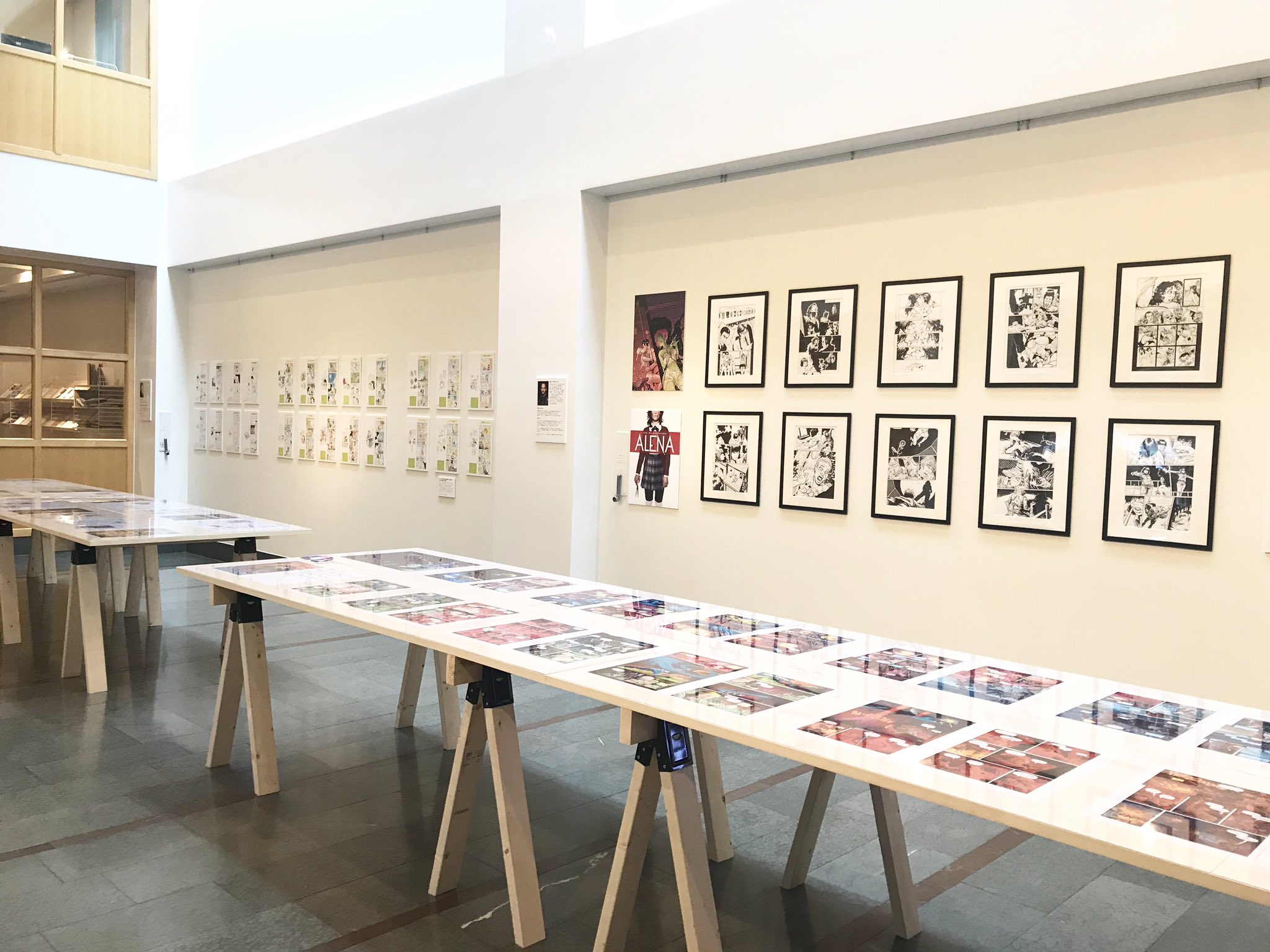 北欧フィーカ 今日は東京 スウェーデン大使館へ 11 30まで開催中の スウェーデンの漫画を世界へ オーサ イェークストロム X キム アンダーソン の展示会を見てきました 北欧女子オーサが見つけた日本の不思議 で人気の漫画家 オーサ イェー