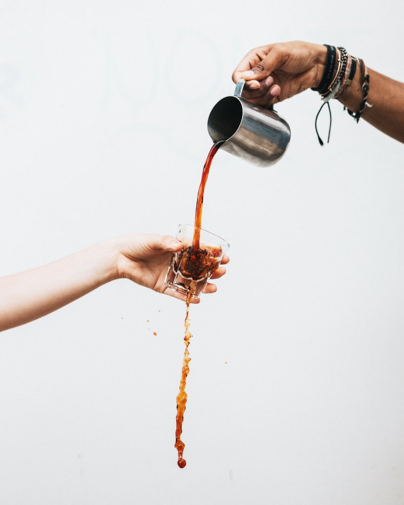 CubistCoffee's tweet photo. Monday Morning ! Feels like there isn't enough coffee in the world today. Keep pouring please ! 
.
.
.
.
#mondayblues #coffee #freepour #brewing #blackcoffee #strong https://t.co/jG59B5l7cs