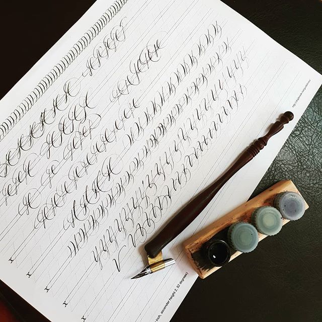 girnar_id's tweet photo. Capital Exercises...#ink #lettering #handlettering #flourishcalligraphy #calligraphypractice #spencerian #penmanship #takeprideinpenmanship #thedailycalligraphy #dippen #pointedpen #ornamentalpenmanship #florishforum #calligrafriends #beautifulwriting #a… https://t.co/mr5iyrVYID https://t.co/jy2bK79Olq