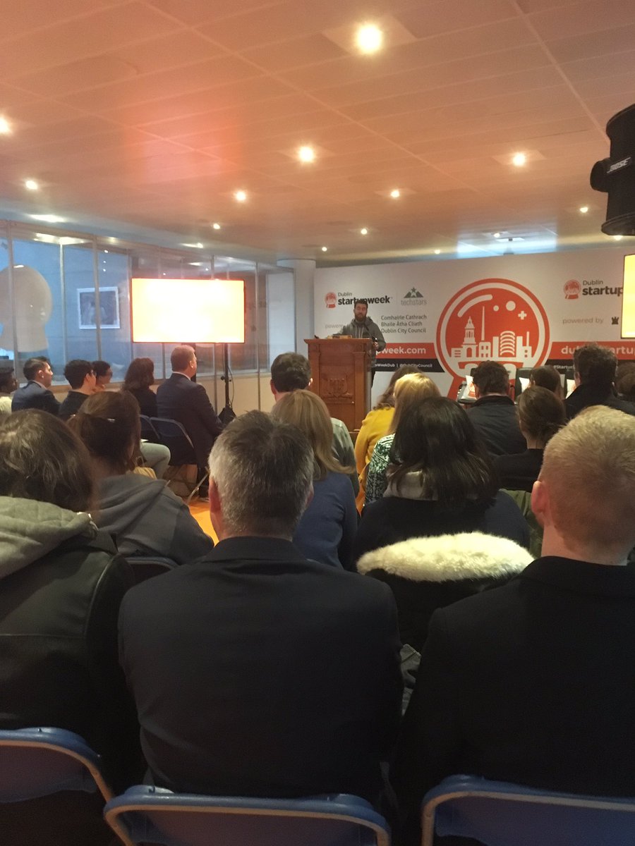 Karla Araque tweet media