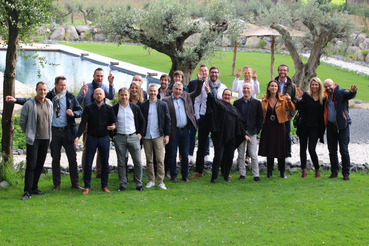 LOCAM_sas's tweet photo. Réseau commercial orienté business : dynamisme et engagement lors du séminaire des Directeurs d'Agence
#TeamLocam #PartenaireDeVotreCroissance #Leasing
https://t.co/znKfB9Cw0G https://t.co/21i8KZd560