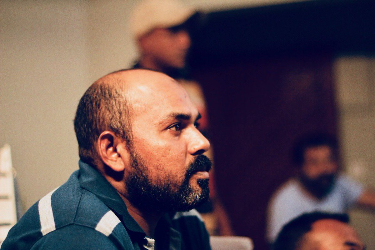 LaalKabootar's tweet photo. Nadeem Multani, Zeeshan Saeed and Shahzaib Ali handled the most essential equipment on a film set, the camera and lights.
#HowFilmsAreMade #LaalKabootar #Pakistan #PakistaniMovies https://t.co/HyZDex7NLs