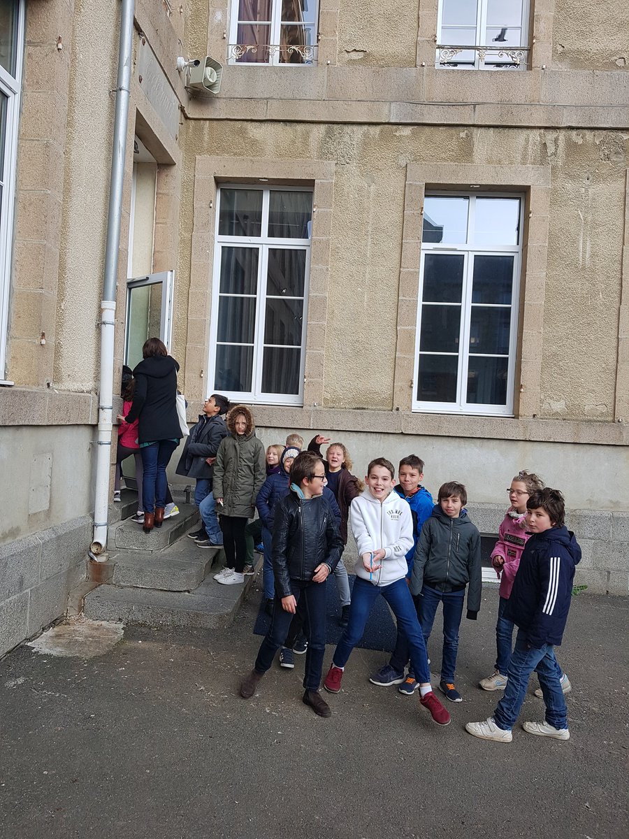 EcoleEtablesMer tweet picture