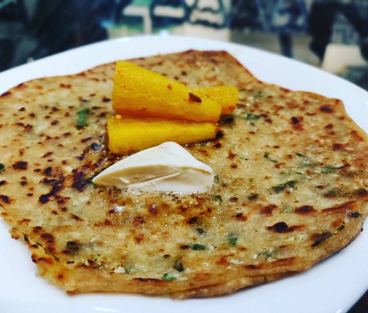 CafeWanderlust's tweet photo. Our unique recipe of a Gobhi Paratha..with layers of Gobhi, not flour..topped with our signature " Muli Pickle". #cafewanderlust  #foodblogger #indianfood #gourmet #foodblog #gurgaonfoodie https://t.co/sJMKNU9xYd