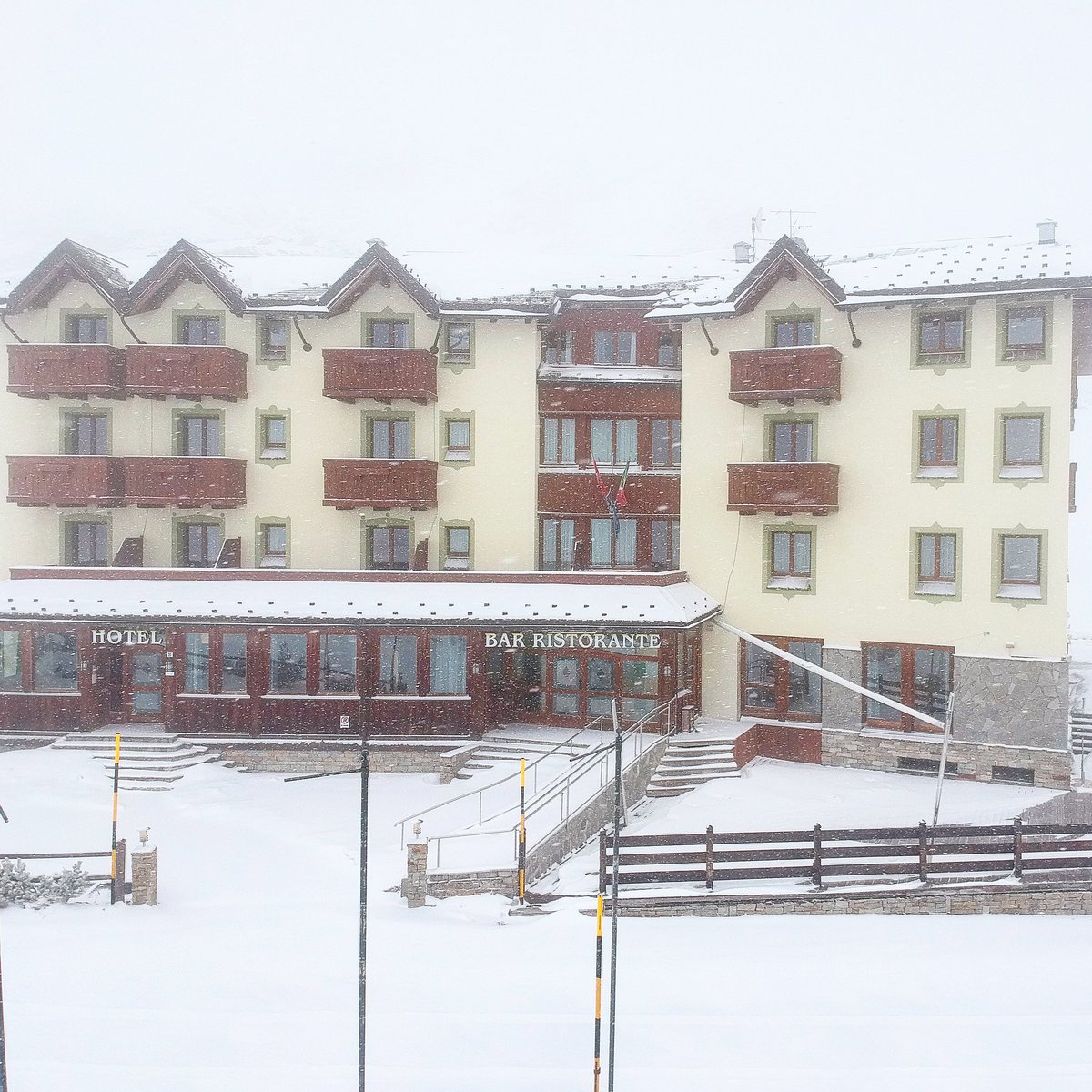 #mondayfeels ❄😴