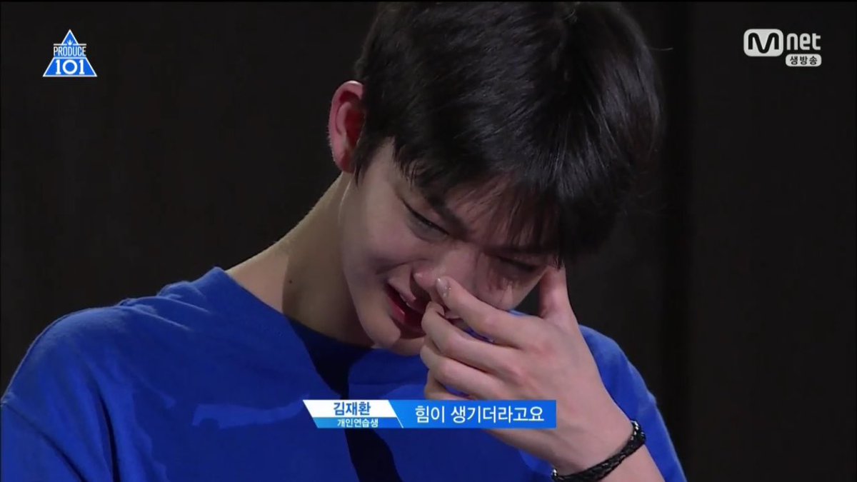 yourboowoo's tweet photo. "We'll meet again when the spring breeze passes by." - #WANNAONE 

I'll hold on to that promise. The next time we meet, I won't ever let you go. ❤️💙

#wannaspringbreeze https://t.co/vp68Zg4i8f