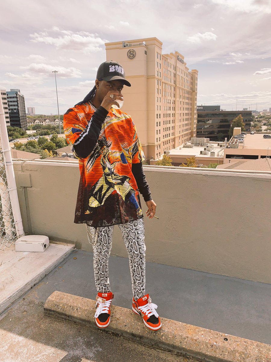 DomierDOSH's tweet photo. Need Some Ventilation.. Lil Vacation..
HOUSTONFORNICATION https://t.co/sqC4pEqxYB