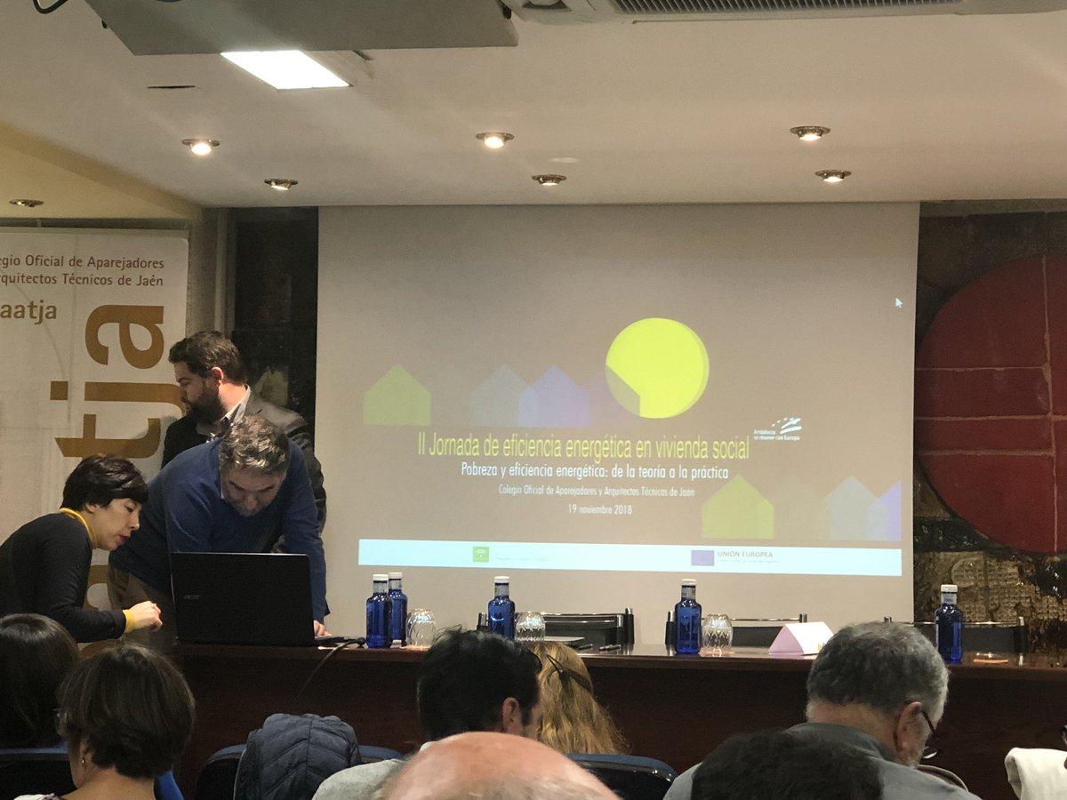 pelaez_ing's tweet photo. Hoy asistimos a las II Jornada de Eficiencia Energetica en vivienda social, en el #COAATJA, porque, irremediablemente por aquí van los tiros de la Rehabilitacion de viviendas en nuestra provincia, autonomía y país. Habra que ir tomando nota https://t.co/ZF9KKFSVJZ