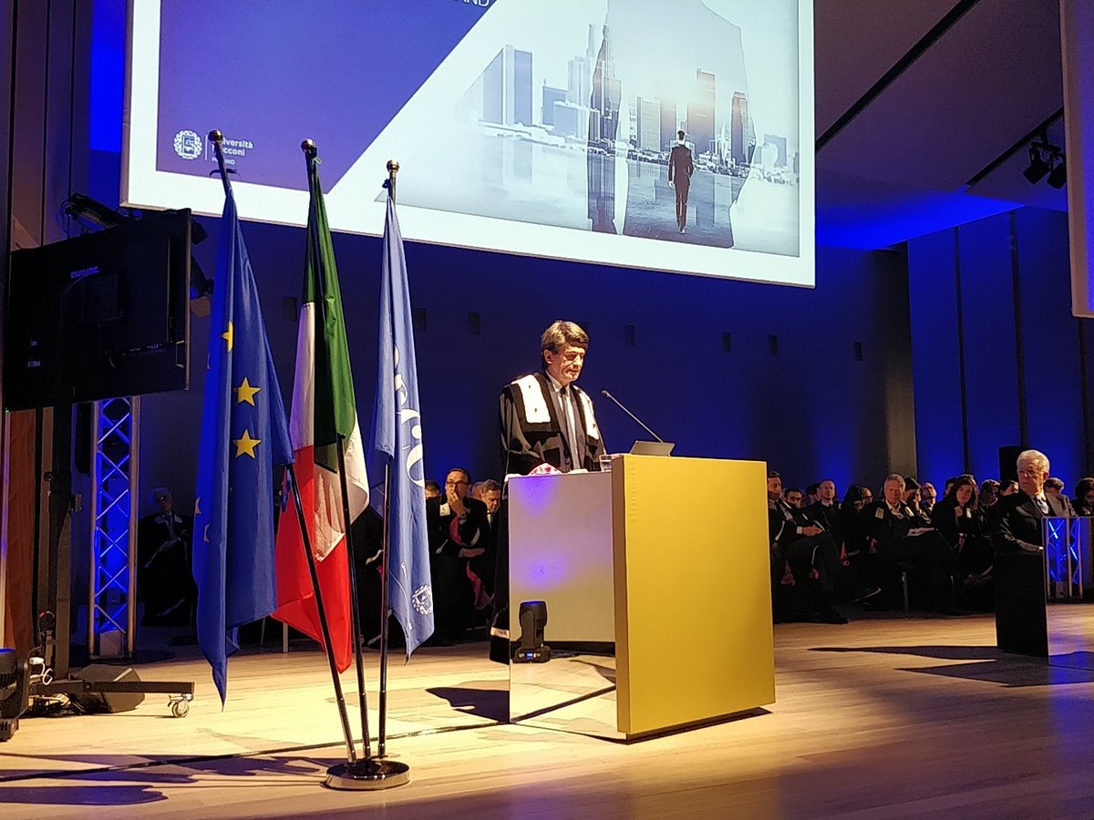 Ma oggi serve anche attitudine all’imprenditorialità, l’abito mentale che rende lo studente aperto alla scoperta del nuovo e incline a considerare il rischio una variabile da governare e non un pericolo da evitare #EuropeforInnovation #BocconiAcademicYear