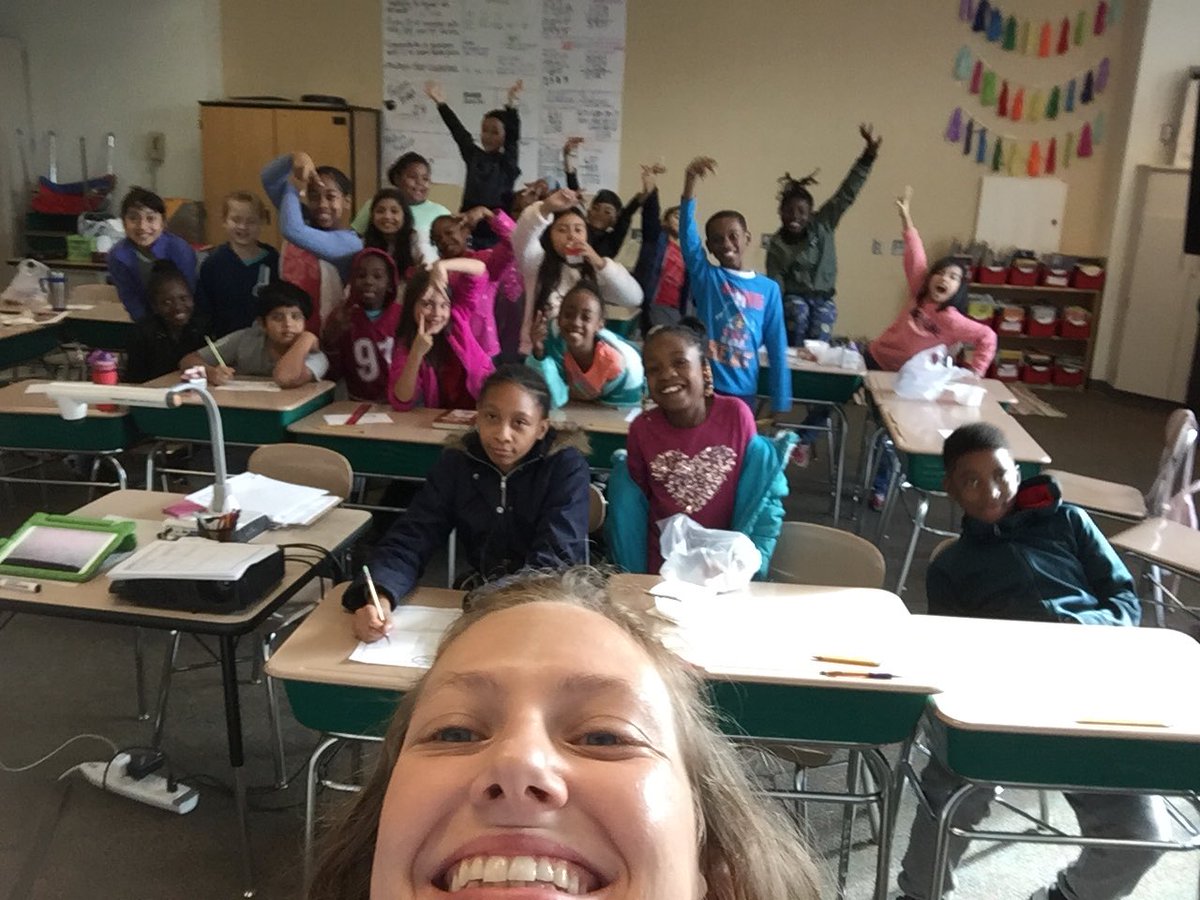 MichauxEGES's tweet photo. #EGthankful #EGthankful We are thankful that we are a classroom family and we work hard to succeed!!! @EastGarnerES https://t.co/gfRZ8oFqz1