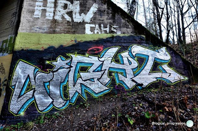LogicalProgres's tweet image. #Graffiti #graffitiwall #graffitiworld #streetart #fatcap #art #artwork #graffitiart #urbanart #welovestreetart  #bombing #katutaide #instagraffiti #streetartphotography #aerosolart #logical_progression #gallerywall #urbanart #streetartdaily #sprayart #t… ift.tt/2Fwh2Uw
