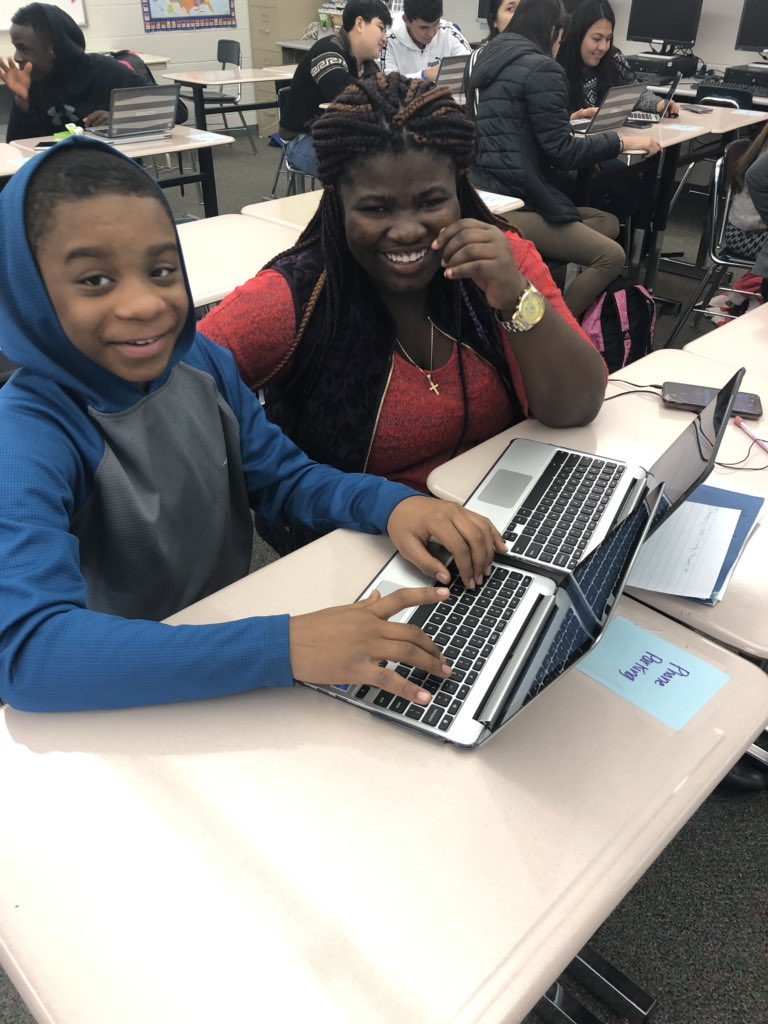 ellsko159's tweet photo. English class was working diligently with our teams on a Thanksgiving Webquest!! 🦃#turkeyday #ellchat #room159 #cdsdchat https://t.co/tmpokkwrl0