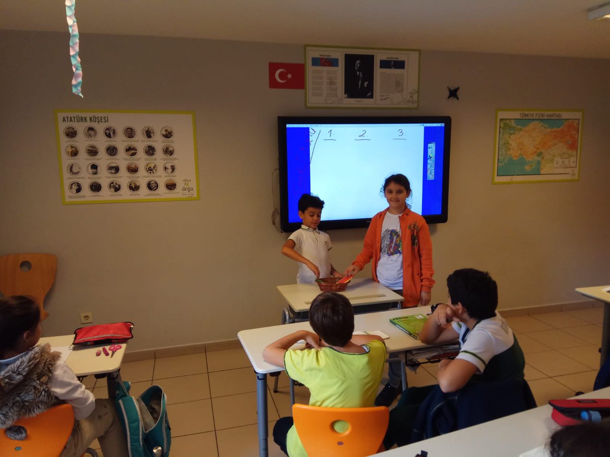 Acıbadem Bilim Doğa Ortaokul Matematik (@acbilim) on Twitter photo 5.sınıflarımızla üslü sayılar konusunu pekiştirmek için renkli oyun kartlarıyla sihirli sepet etkinliğimizi gerçekleştirdik.
#matematikheryerde
<a href="/elvin_oven/">Elvin Öven Güçbilmez</a> <a href="/YelizAyin/">Yeliz Ayin Kayalak</a> 5.sınıflarımızla üslü sayılar konusunu pekiştirmek için renkli oyun kartlarıyla sihirli sepet etkinliğimizi gerçekleştirdik.
#matematikheryerde
<a href="/elvin_oven/">Elvin Öven Güçbilmez</a> <a href="/YelizAyin/">Yeliz Ayin Kayalak</a>