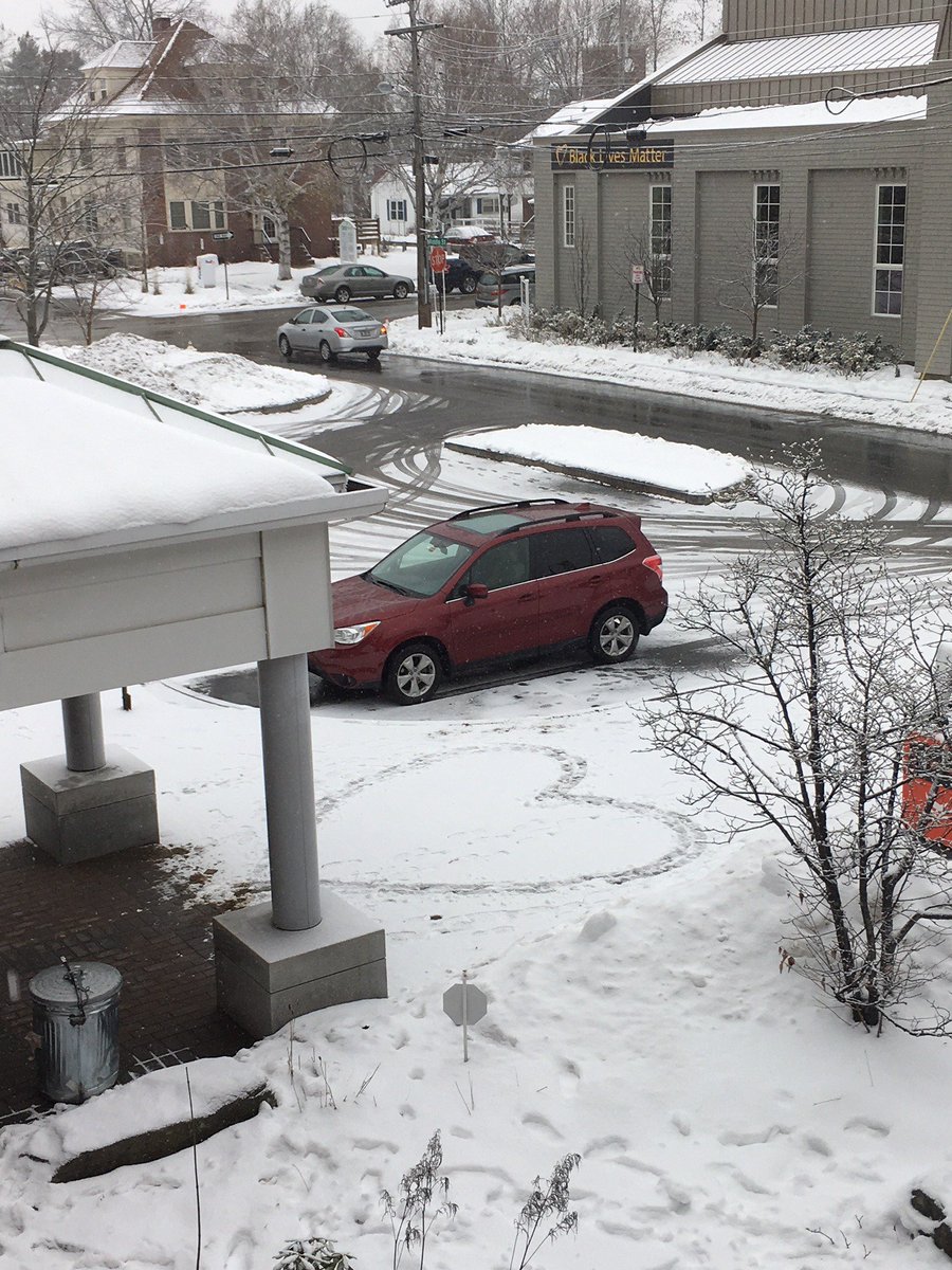 curtislibrary's tweet photo. That's a nice view on a Monday morning - someone loves their library! https://t.co/9CnfQXtZee