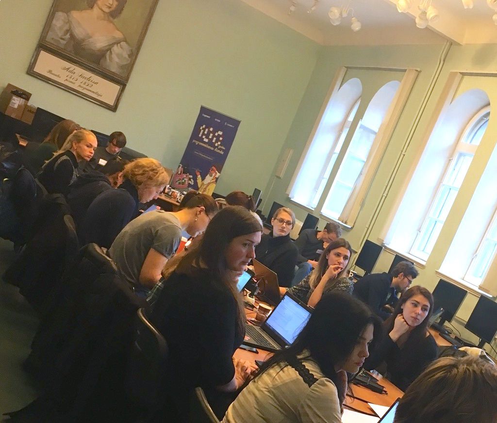 RigaTechGirls's tweet photo. Quantum Computing workshop at LU Datorikas fakultāte.
It's the first event organized on their own by two brilliant new joiners who came to RTG core team - Elīna K and Katrīna L. Thanks a lot, our community is lucky to have you!
#RTGWorkshop #rigatechgirls https://t.co/rKTqoJf4Al