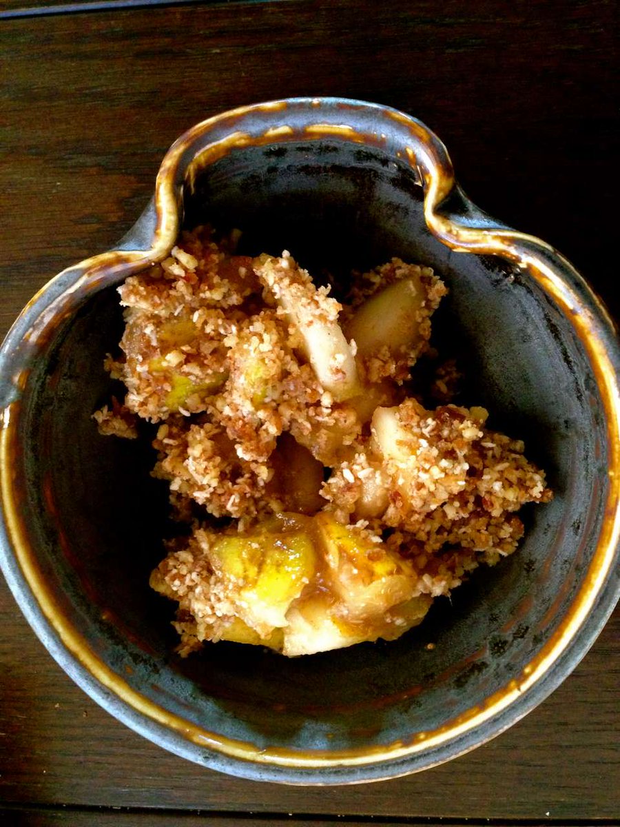 VeganChefTV's tweet photo. #Raw Spiced Pear Cobbler #Recipe > https://t.co/Mie7DHnEex "The cobbler holds nicely for a couple of days" #RawVegan #Raw #RawFood #Rawtarian #RawChef #Vegan #PlantBased #PlantPower #GoVegan #Thanksgiving #Happythanksgiving #Thanksgiving2018 #GiveThanks #Dessert #Pudding https://t.co/gn2arV11qw