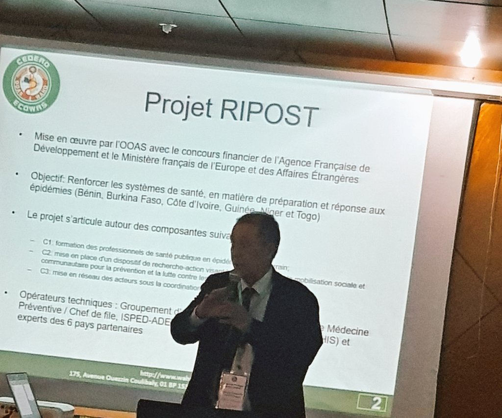 #EventUpdate: Dr Carlos BRITO faisant le point sur les recommandations de la dernière réunion du comité de pilotage de #RIPOST
_
Dr Carlos BRITO giving a review of recommendations made by the last #RIPOST steering committee meeting. #PromotingHealthThroughRegionalIntegration