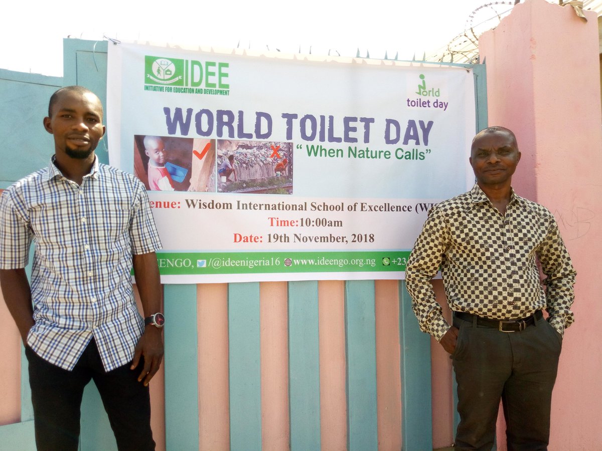 sway_network's tweet photo. @WisdomschoolW staff also joined the team to raise an awareness on #WorldToiletDay
#WhenNatureCalls
@ideenigeria16 @olamiseriki4 @OLAABASS @UnitedPurposeNG @WorldBankWater @WSSCCouncil @UN_Water @FMWRNigeria @WaterAidNigeria @UNICEFwater @HandwashingSoap @siwi_water @youthwash9ja https://t.co/IVfPbTojks