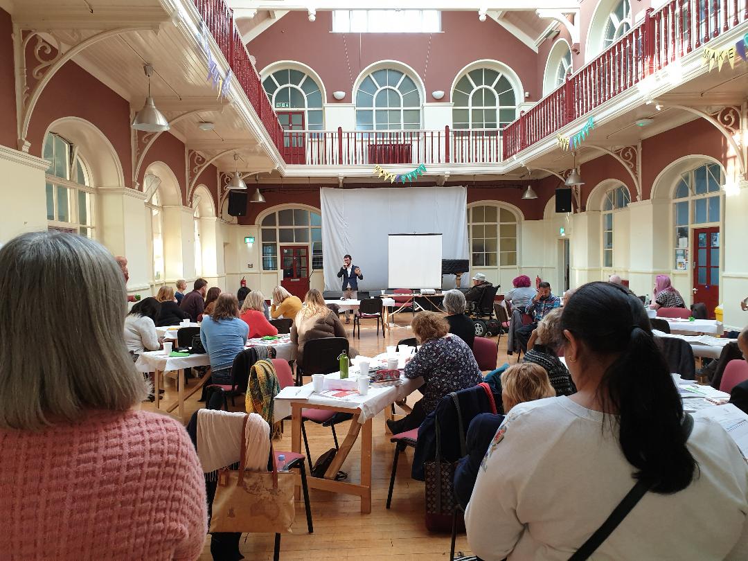 migrationwork's tweet photo. Thanks for a great #Makeshift18 @Newhampton with @WolvesCouncil @WolvesVSC @collectivismWLV @wolvescofs @ShareableTom @jimvale @WtonforEveryone @AsylumGalleryWM @Jainmckay @SaffiPrice @artsandhealth @Heroc32P Looking forward to 12DEC workshop @MiFriendlyWM https://t.co/bXcorawXrY https://t.co/oMrf6JTB63