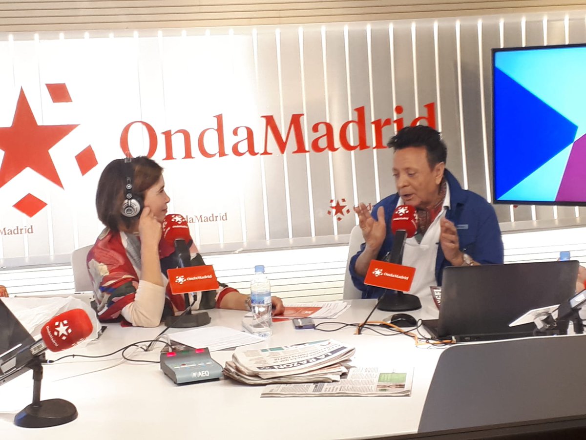 BuenosDiasOM's tweet photo. #quépasóCon  Tiene mucho que contar tras una larga carrera  ... #Rupert  en #Directo con @Elydvalle y @NievesOrtiz77 @osvaldobassi 

🔊 DIRECTO https://t.co/PdgxO9AthC  
101.3 y 106.0 FM @ondamadrid https://t.co/6RCqJ8EEeH