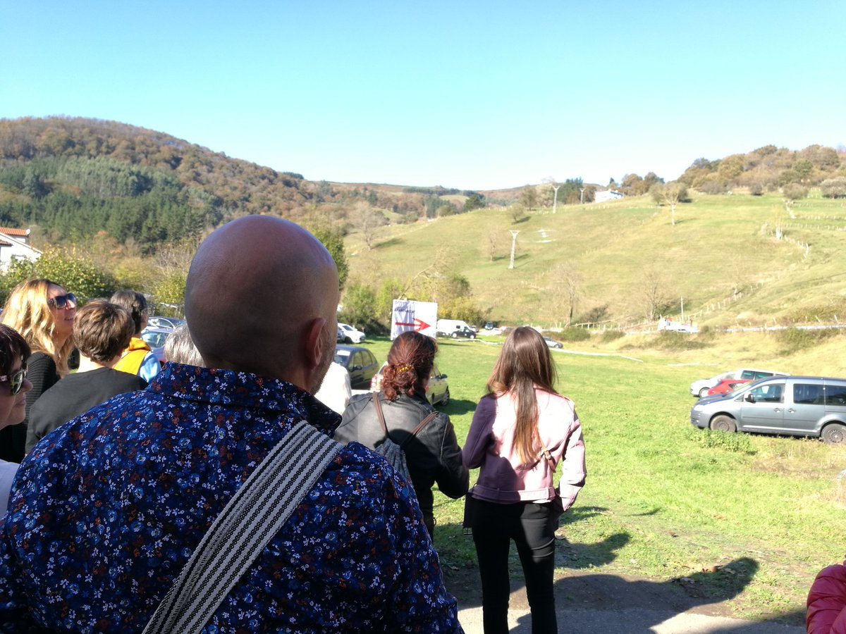 Cantabria_Rural's tweet photo. Espectaculares instalaciones artísticas en #PARARTE en Barriopalacio. Se pueden visitar durante toda la jornada https://t.co/1aC99tDwTd