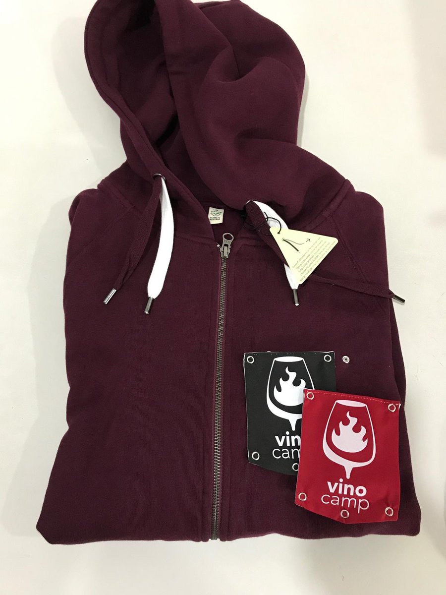 vinocamp's tweet photo. [#Vinocamp X #Loirelovers] Plus qu’à enfiler notre équipement, on est prêts à vous accueillir vendredi à Angers ! #teamvinocamp >> @VickyWine @arnauddaphy @LeoGabillard @Winesup @fabienlaine @HaroldFarnham @julietruffert << https://t.co/O3pQtGj0Ju
