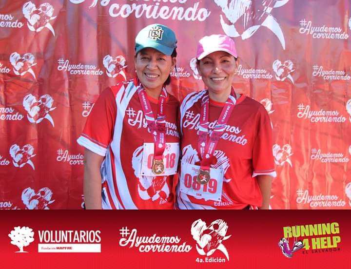 TeresaMenjivar's tweet photo. #running4help #ayudemoscorriendo #Mapfre https://t.co/Tm4UkAJuxO