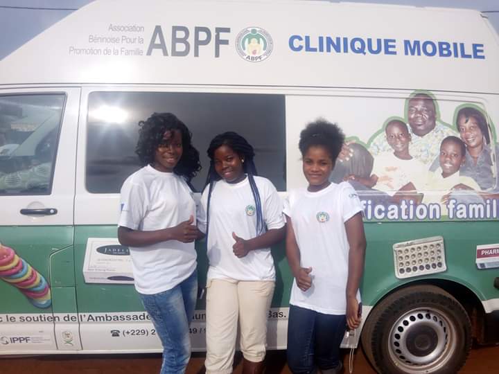 MAJAbomeyCalavi's tweet photo. Dépistage du VIH/SIDA par les pairs éducateurs du @Majbenin au cours de notre de activité #YCA Hêvié18.
L'@ABPFIPPF a fait des jeunes, les partenaires et a centré l'approche sur eux.
#YouthCentered #Target2Partener @ippf @IPPFAR @LeaderAmour @Elvis_SERIKI @hlungbo @kaderav10 https://t.co/xPcqIGAFeY