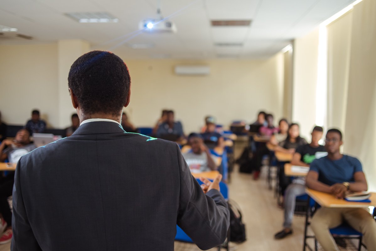We are delighted to announce that we are now accepting applications for our new Masters in Management, with classes scheduled to start in October 2019! Read more about our MSc Management, designed for fresh graduates from any disciplinary background, here: goo.gl/yUAPjV
