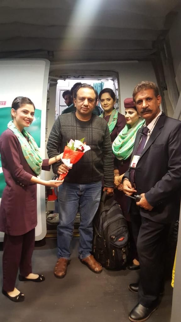 Official_PIA's tweet photo. PIA successfully inaugurates Lahore to Muscat flight with happy cabin crew & passengers. The flight was inaugurated by the local management.
#PIA #FlightInauguration #Lahore #Muscat https://t.co/EzgWI8b9Ef