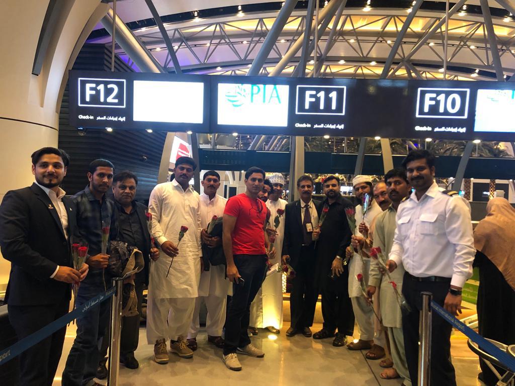 Official_PIA's tweet photo. PIA successfully inaugurates Lahore to Muscat flight with happy cabin crew & passengers. The flight was inaugurated by the local management.
#PIA #FlightInauguration #Lahore #Muscat https://t.co/EzgWI8b9Ef