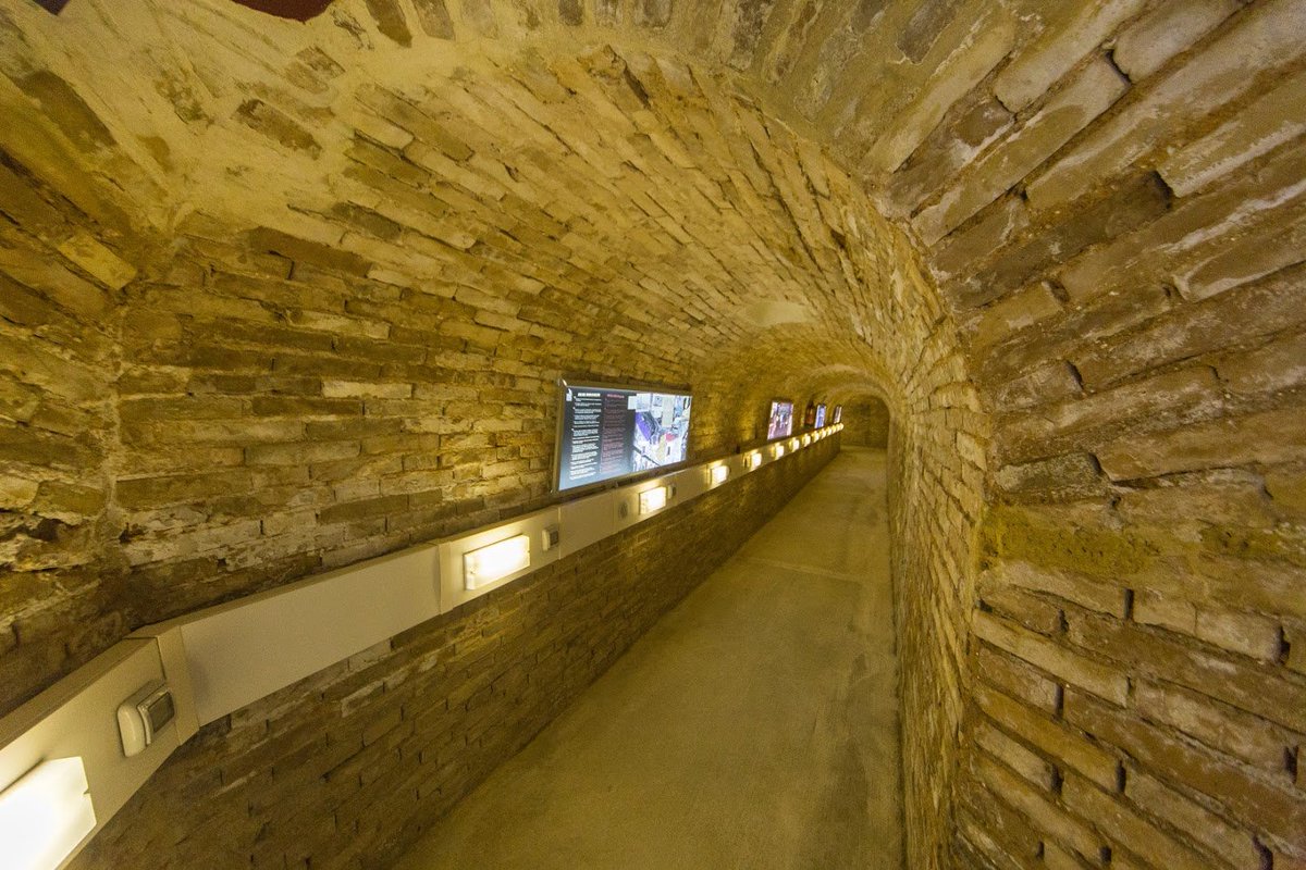 visitcullera's tweet photo. 🇪🇦 Refugios construidos en Cullera durante la guerra civil, ahora convertidos en una exposición.
---
🇨🇵 Refuges construits à Cullera pendant la guerre civile, transformés en exposition.
---
🇬🇧 Refuges built in Cullera during the civil war, now transformed into an exhibition. https://t.co/LhOODIJoYG