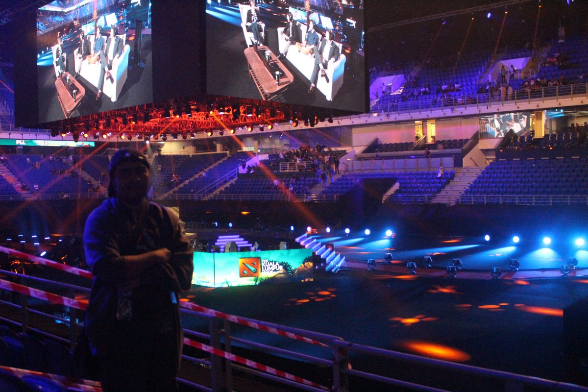 tohka_aryani's tweet photo. Potentially my last game before new patch and refreshed from my KL Major Trip!
https://t.co/zZqqOCiP8l  
@streamley @TeamFundeavour  @TwitchSharer @TwitchSGMY @binxtv #streamley #twitchstreamer #weebstream #TwitchAsia https://t.co/5EnvxqLTFG