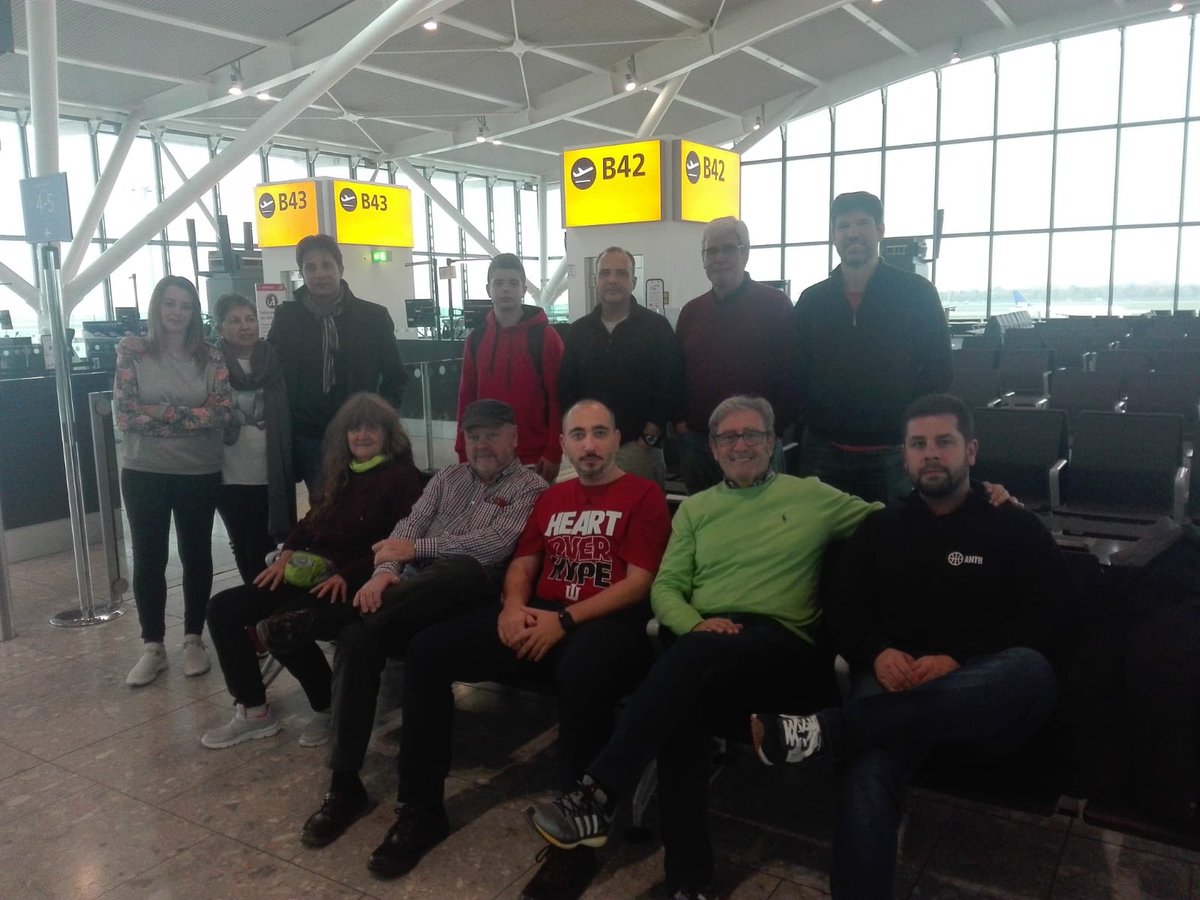 ANTBasquetebol's tweet photo. 🏀🇺🇸️🇵🇹️ Viagem EUA 2018
No âmbito da iniciativa entre a @ANTBasquetebol e a @fpbasquetebol, treinador Daniel Brandão está em Houston para uma experiência única. Durante a semana iremos partilhar alguns dos momentos da sua viagem.
#ANTB #EUA2018 #Houston #FPB https://t.co/07bTq0wtxt